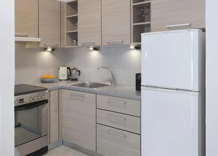 Modern Studio Opposite The Areios Pagos Court.