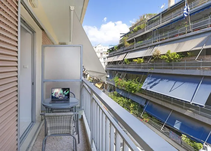 Modern Studio Opposite The Areios Pagos Court.