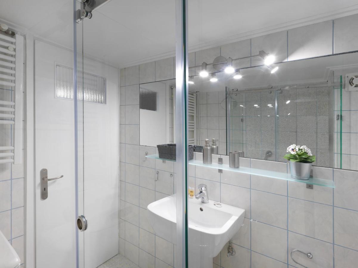 Modern Opposite The Areios Pagos Court. *
