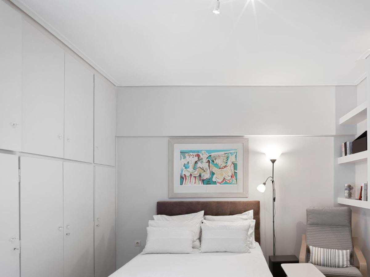 Modern Opposite The Areios Pagos Court. *
